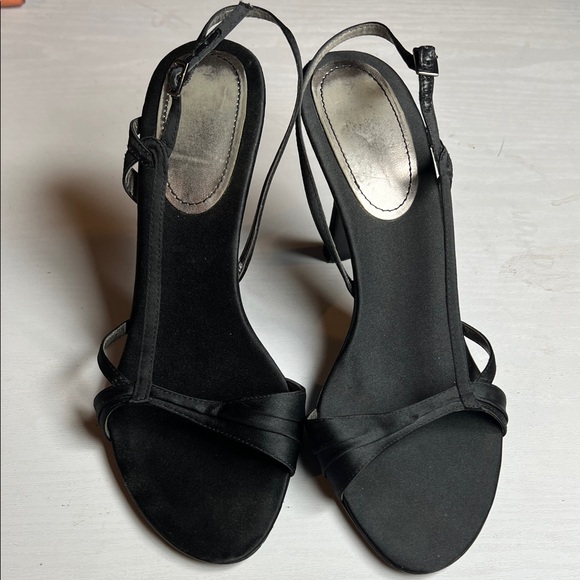 Nine West Black Strappy Heels - Picture 1 of 7